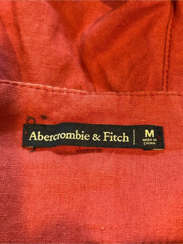 Abercrombie & Fitch High-Waist Linen Cotton Blend Shorts with Tie & button front - Image 4