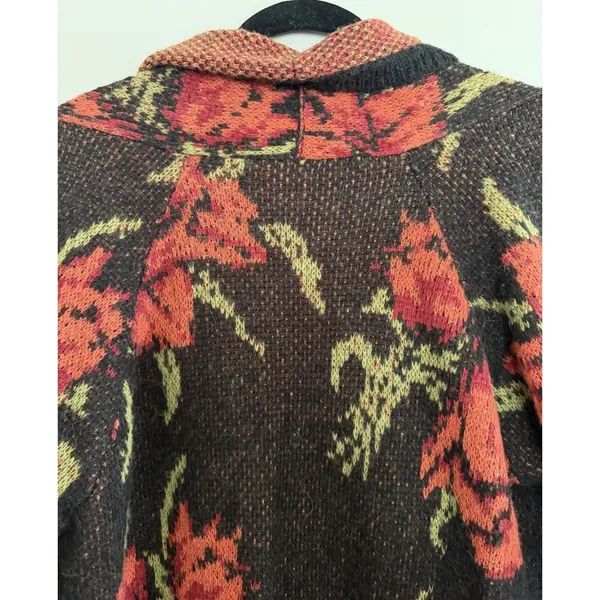 Free People Flower Power Boho Cardigan Sweater Women's Size Medium‎ - Image 4