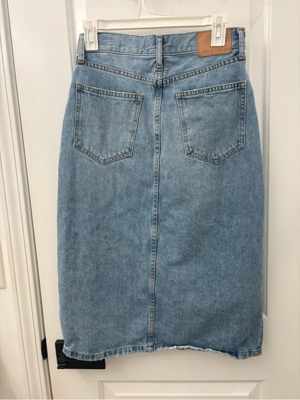 Aritzia denim forum the ‘90s halle denim skirt midi - Image 5
