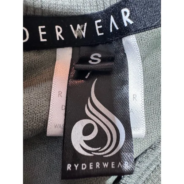 Ryderwear Women S Green Sweatshirt Cropped Long Sleeve‎ Raglan - Image 4