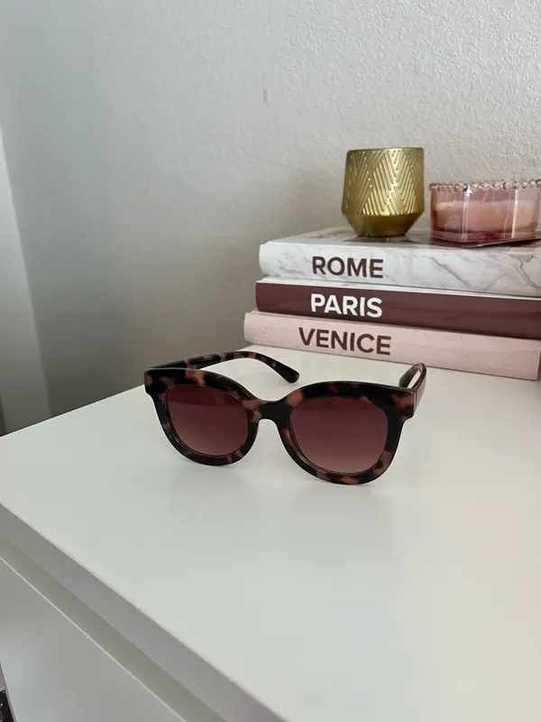 Boutique Brown sunglasses - Image 2