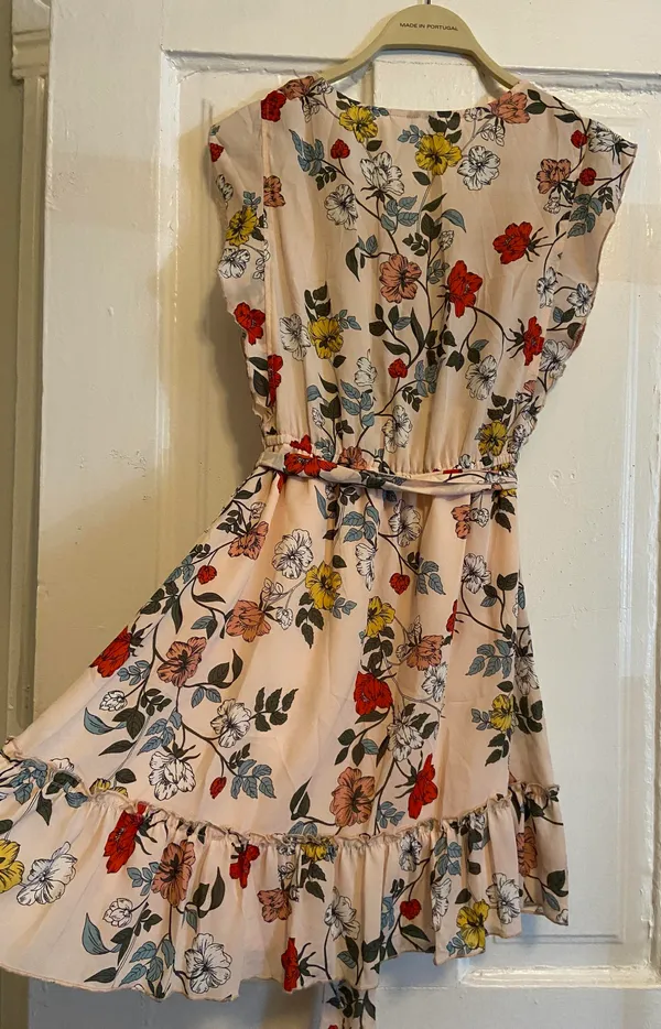 Jack by BB Dakota Floral Boutique Dress - Image 2