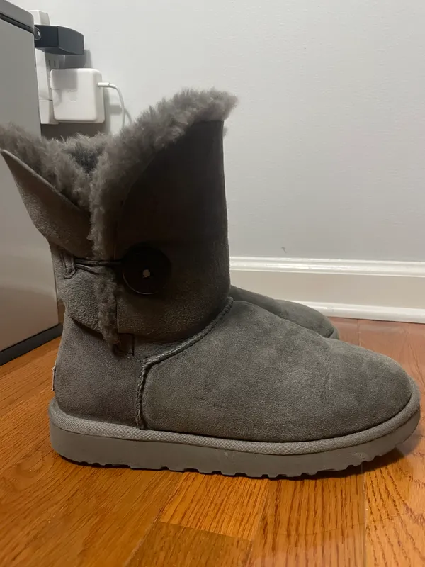 UGG Bailey Button Boot - Image 4