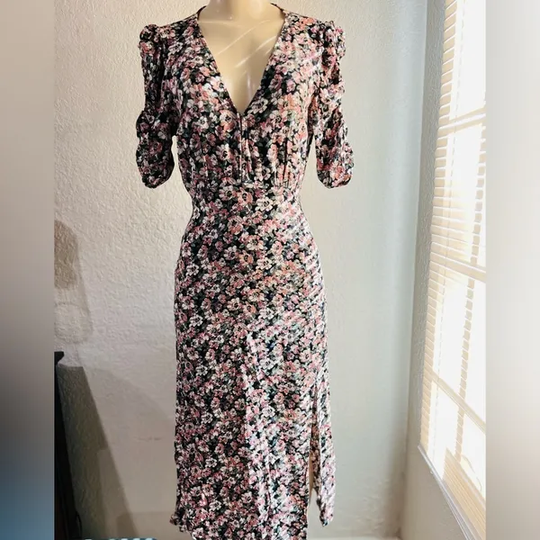 Abercrombie & fitch women’s size Small puffy shoulders! - Image 7