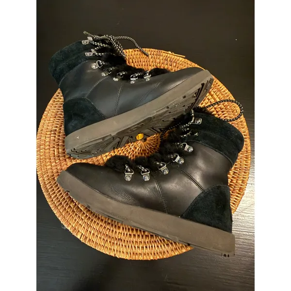 UGG Viki Boot Black Waterproof Leather‎ Vibram Arctic Grip Women - Image 7
