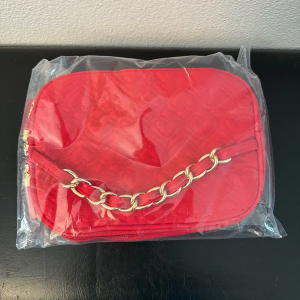 Red Pink Mary Kay makeup bag with gold chain handle #glam #makeup bag New - Image 3