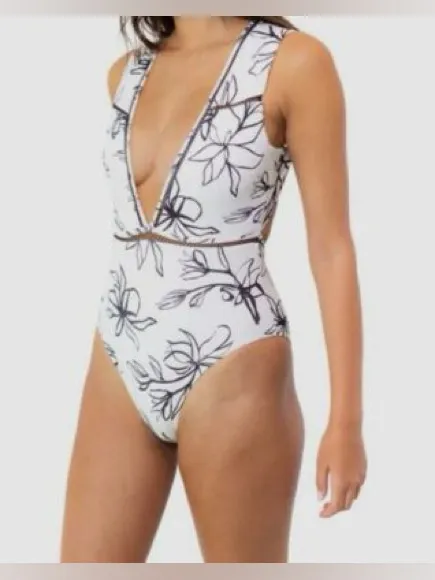 NWT Revel Ray Adele Plunge one piece swimsuit swim size medium white gold - Image 5
