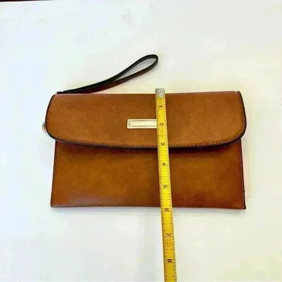 Purse‎ With A Wrist Wrap Women’s Purse Wrislet Brown Sleek Minimalist Classic - Image 4