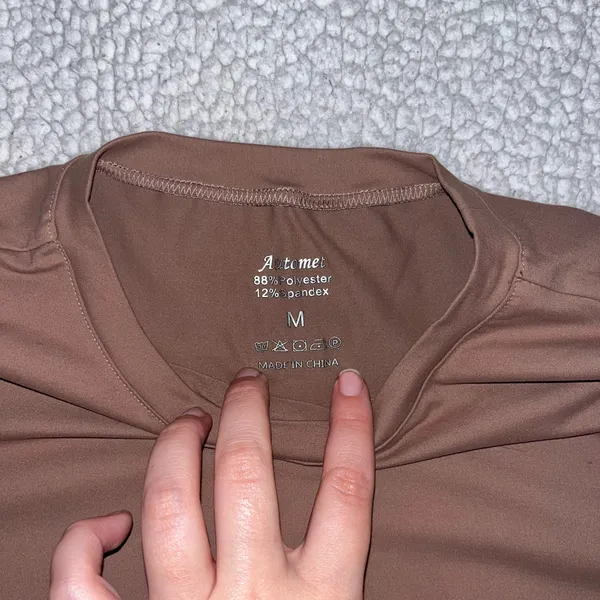 Cropped Long Sleeve Brown Size M - Image 3