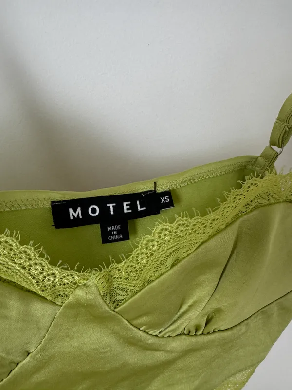 Motel Rocks Green Lace Trim Crop Top - Image 3