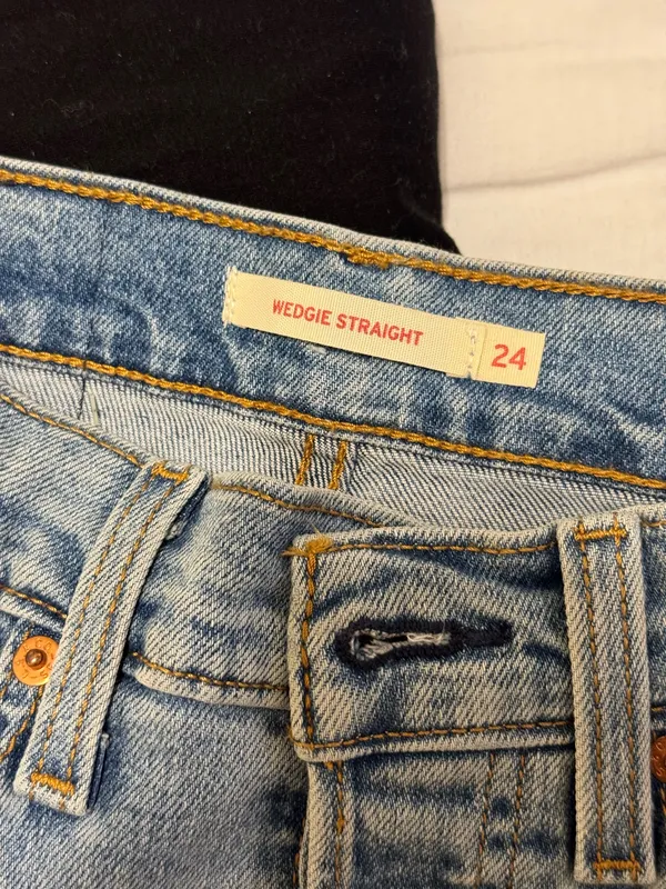 Levi’s Jeans Wedgie Straight - Image 4
