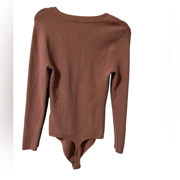 Abercrombie and Fitch‎ Long-Sleeve Ottoman Crewneck Bodysuit Size Medium - Image 5