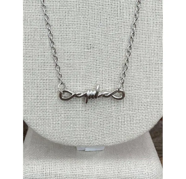 Barbed Wire Pendant Necklace Silver - Image 3