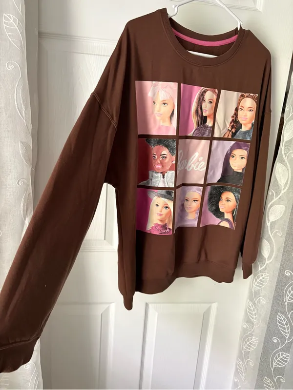 Barbie Hybrid Apparel Womans sz XL Graphic Sweatshirt Cozy pullover crew neck - Image 5