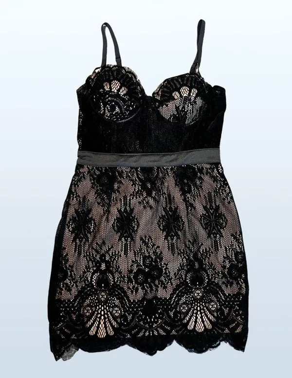 Revolve NWOT x Chrissy Teigen Love By the Moon Lace Corset Mini Dress, Small - Image 5