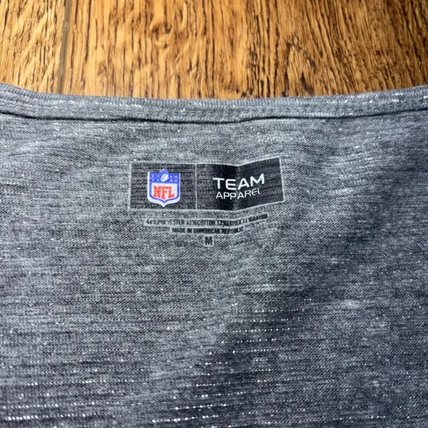 NFL Team Apparel‎ Pittsburgh Steelers Grey Shimmer Gold Foil Graphic Top Women M - Image 6