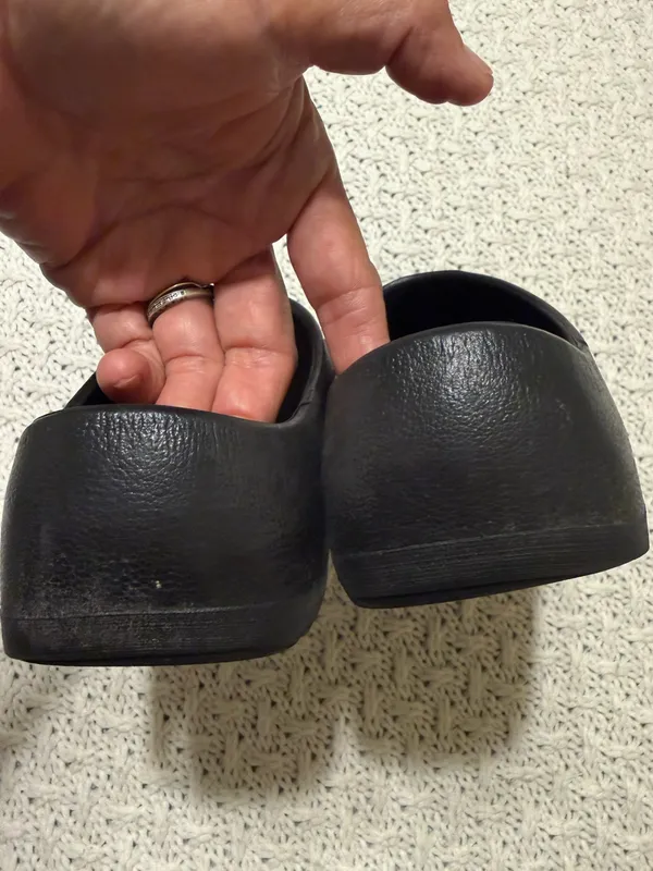 Birkenstock Womens 6 Men’s 4 Black Slip-On EVA Clogs - Image 5