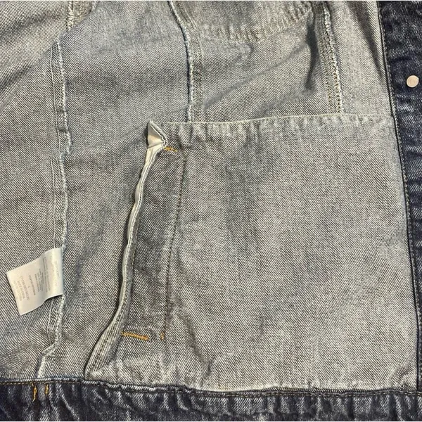 Gianni Bini GB Oversized Distressed Jean Jacket Size L - Image 7