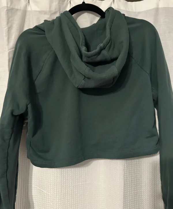 Gymshark Cropped Green Hoodie - Image 2