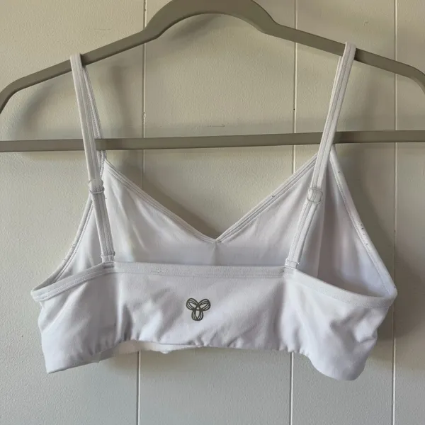 Aritzia Golden BUTTER Hold Tight Bra Top Bright White Size M - Image 3