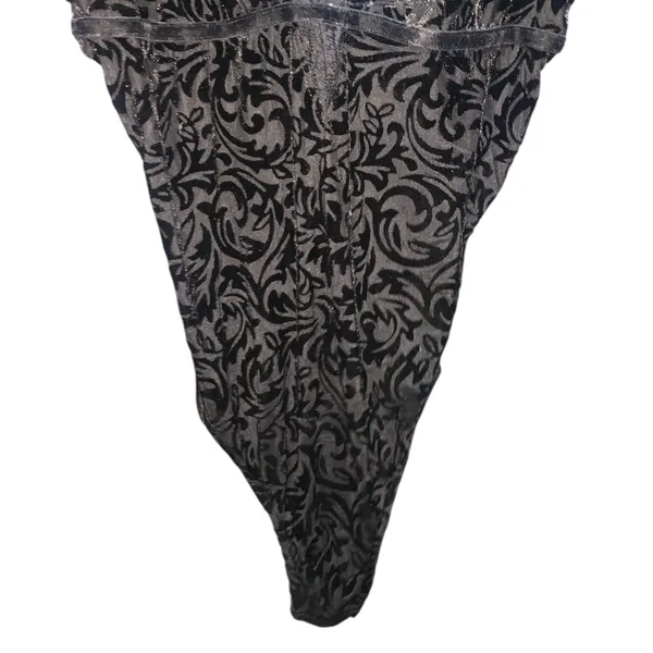 Ambrielle Black Mesh Lace-Trimmed Velvet Bodysuit Thong - Image 3