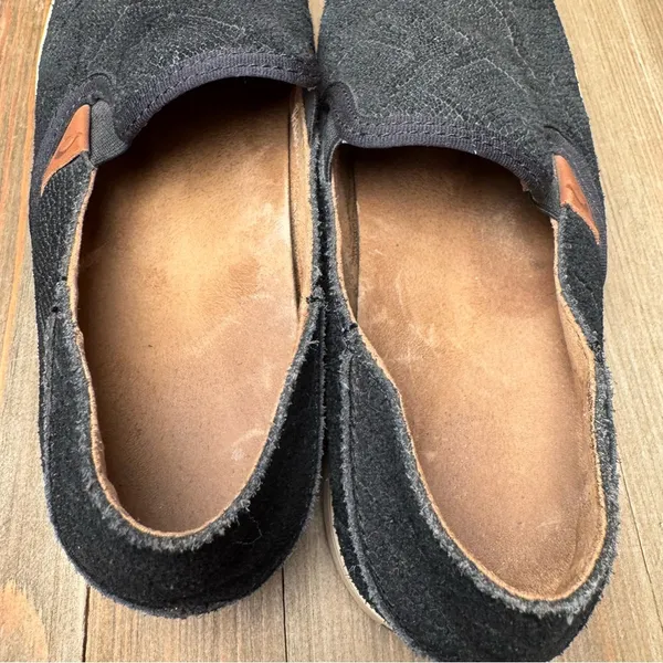 OluKai Womens 6.5 Black Snake Embossed Suede Leather Slip‎ On Loafers Shoes - Image 5