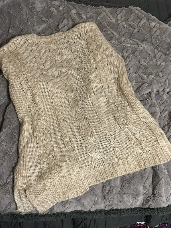 Beige/cream cable knit cardigan with buttons - Image 3