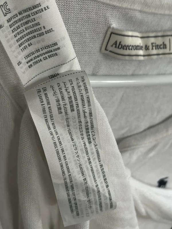 Abercrombie & Fitch White V-Neck Long Sleeve Slim Fit. - Image 3