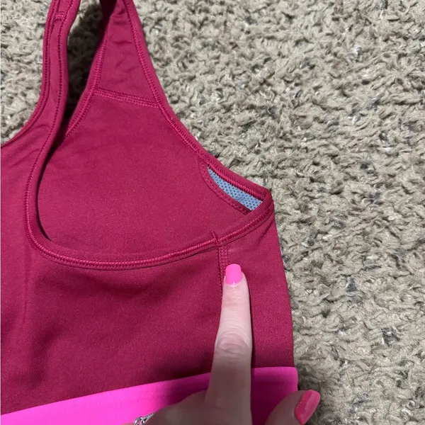 Nike Women's Pink Sports Bra - Image 4