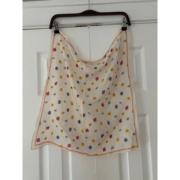 Floral Medium Silk Square Scarf Cream Red Yellow Blue Flower Print Madewell - Image 2