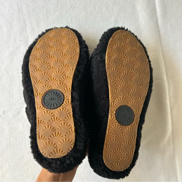 UGG Black Fluffy Sandals - Image 5