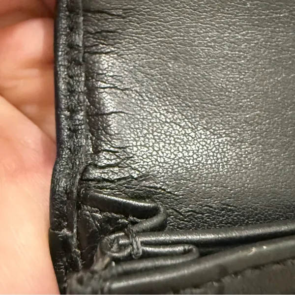 Vintage COACH Soho Black Leather Buckle Trifold Wallet - Image 13