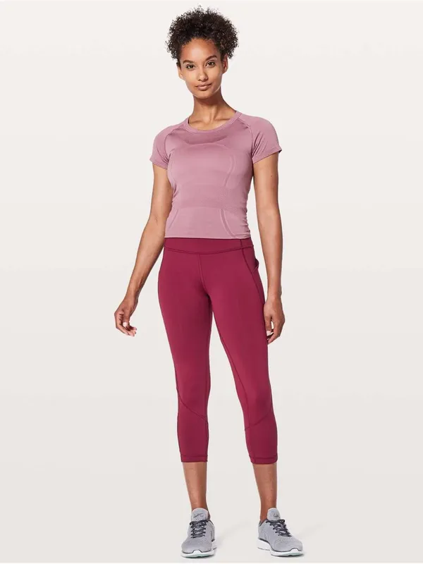 LULULEMON Pace Rival Crop *22" in Ruby Wine Sz. 6 - Image 13