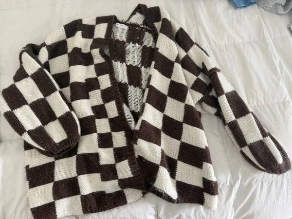 Checker sweater Brown Size M - Image 2