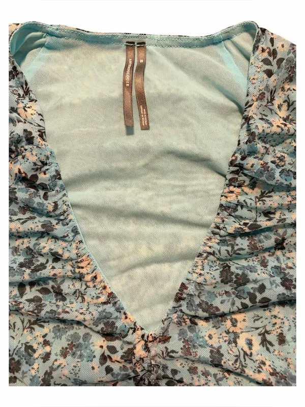 Anthropologie Floral Romantic Boho Shirred Mesh Ruched Stretchy Top Size XS - Image 4