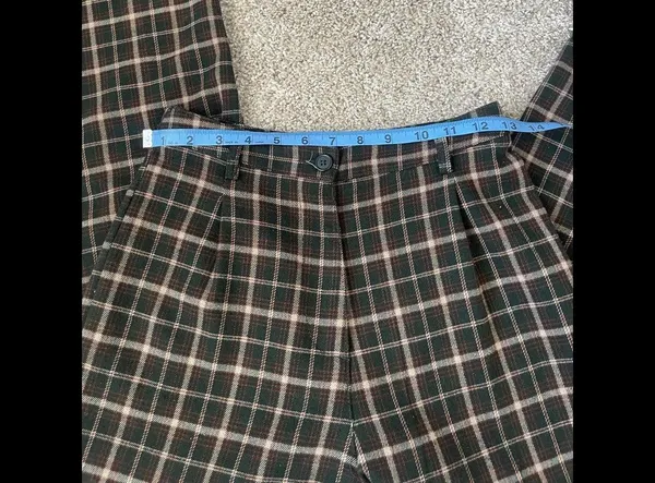 Brandy Melville Green Plaid Trousers - Image 7
