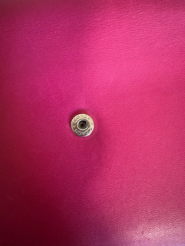 Vintage Y2K Coach Soho Pleated Trifold Wallet pink - Image 6