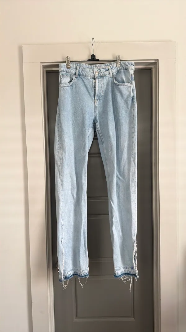 ZARA Jeans Mid-Rise - Image 2