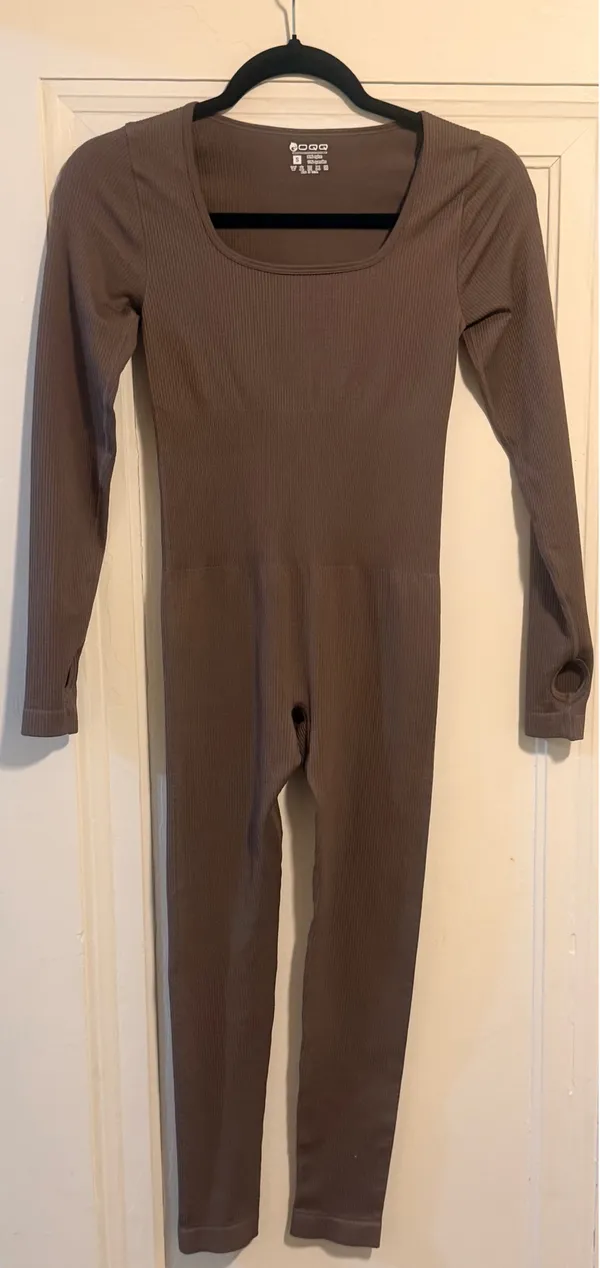 Shape-Wear Jumpsuit Square Neck Long Sleeve Butt Lift Size S - NWOT - Image 4