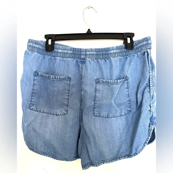Juicy Couture Light‎ Blue Jean Shorts Women’s Lightweight Size Large Y2K - Image 2