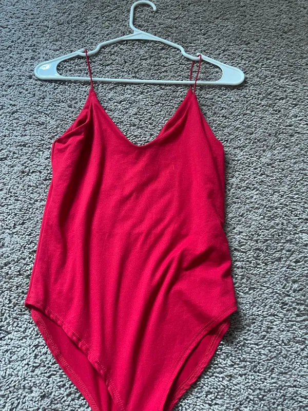 Red bodysuit - Image 2