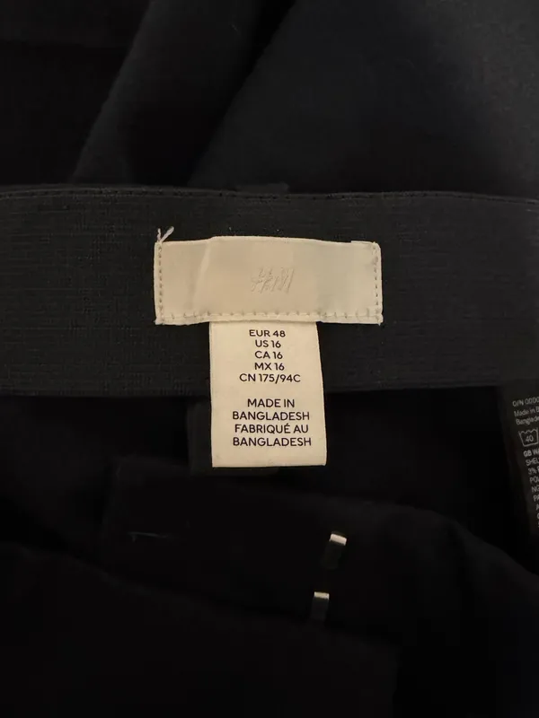 H&M Dress Pants Black - Image 3