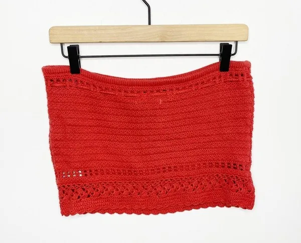 American Eagle crotchet knit crop tube top rust red Festival vibes Size large - Image 3