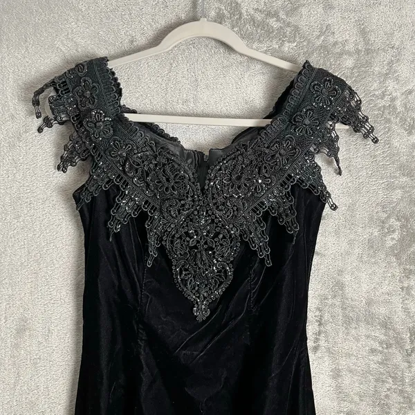 Vintage Black Lace Evening Gown Dress Gothic Victorian Dark Romance Witchy Y2K 8 - Image 2