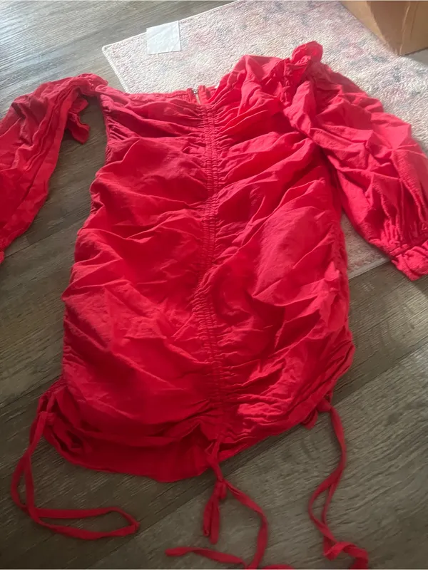O. Vianca Red Ruched off the shoulder mini dress - Image 3
