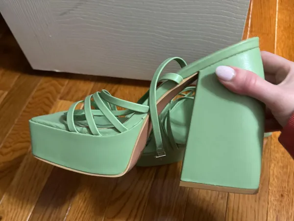 Princess Polly Green Heels - Image 3