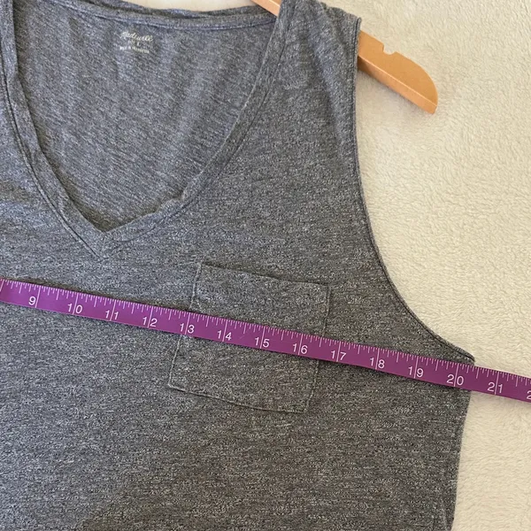 Madewell V-Neck Sleeveless Top - Image 5