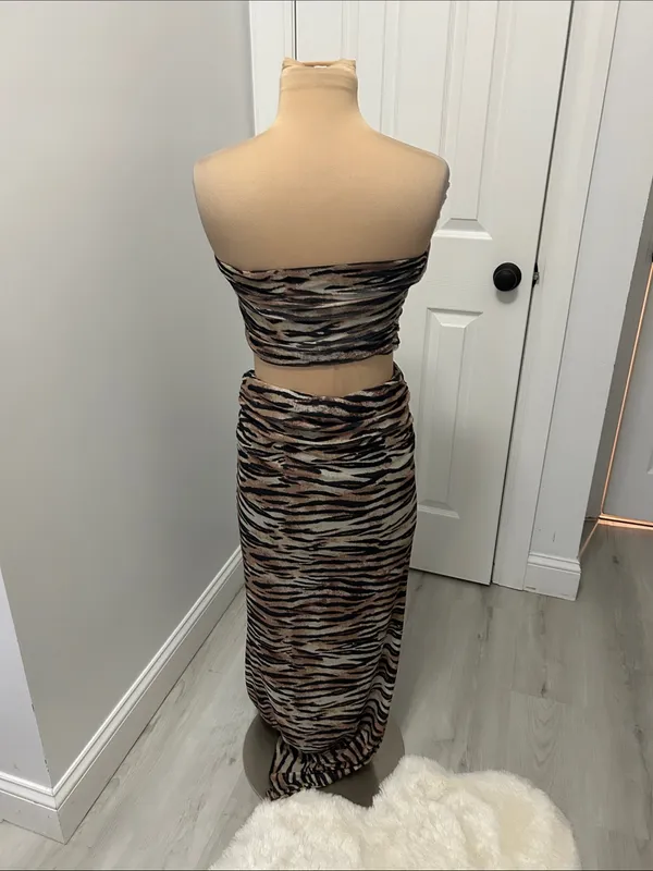 Superdown Gisela Animal Print Maxi Skirt Set - Image 5