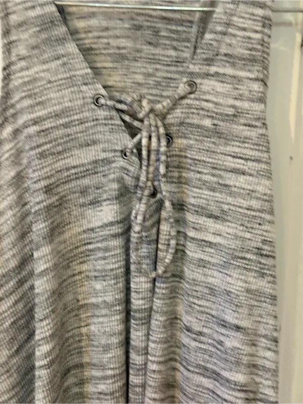 Hollister Gray Marled Lace-Up Knit Tank - Image 4