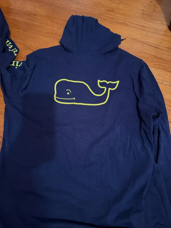 Vineyard Vines Long Sleeve - Image 2